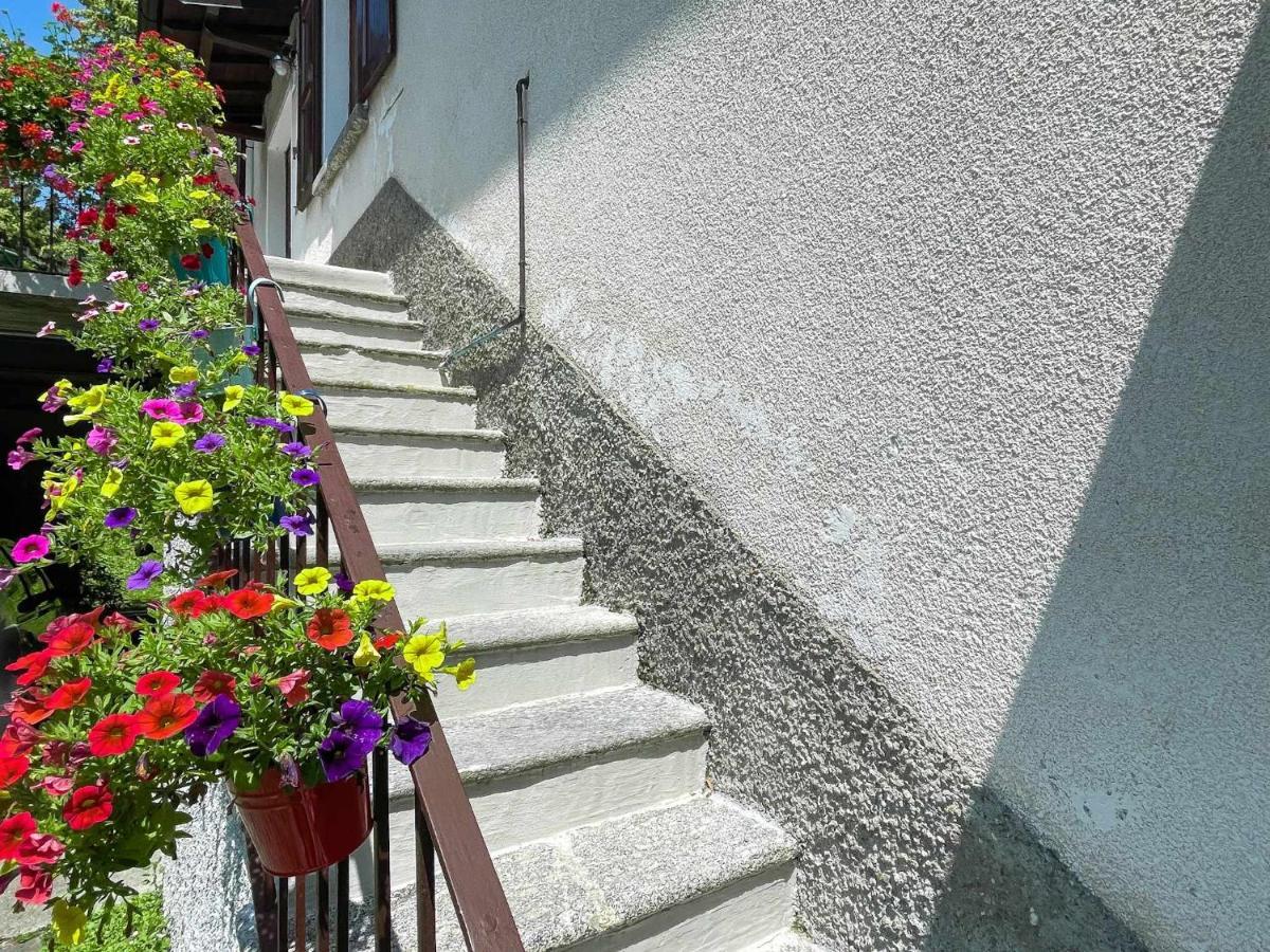 Appartamento Tivano Balcone Con Vista Lago เบลลาโจ ภายนอก รูปภาพ