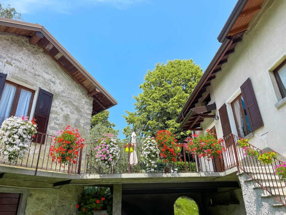 Appartamento Tivano Balcone Con Vista Lago เบลลาโจ ภายนอก รูปภาพ