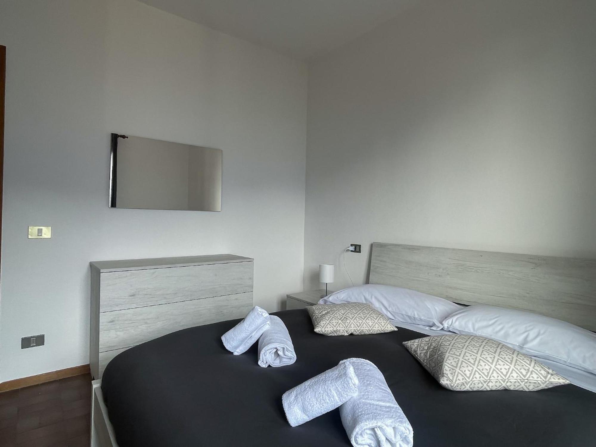 Appartamento Tivano Balcone Con Vista Lago เบลลาโจ ภายนอก รูปภาพ